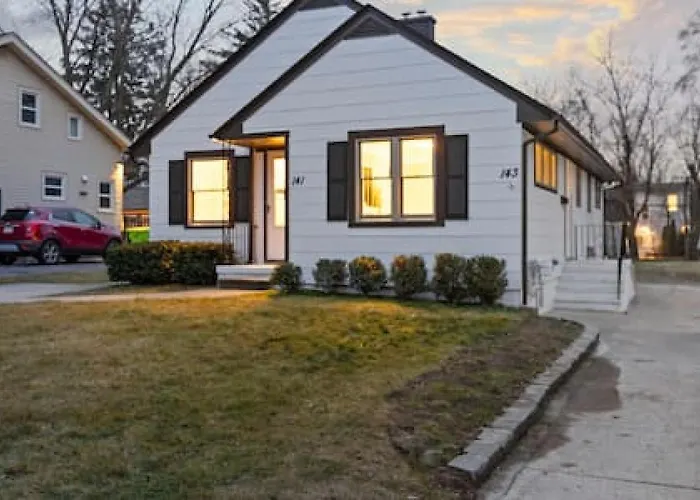 Urban Elegance Retreat In Downtown Rochester